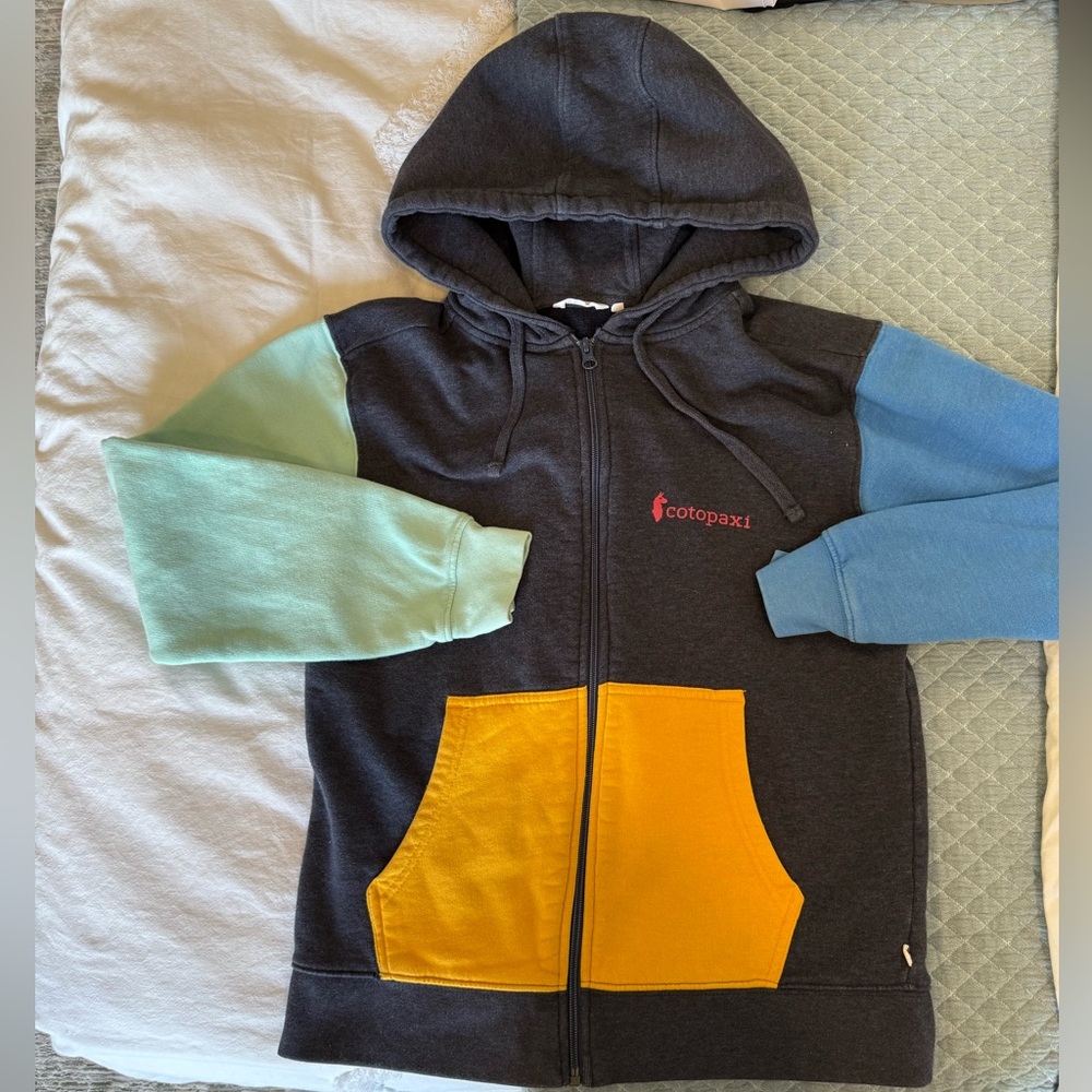 Cotopaxi full zip hoodie women’s large